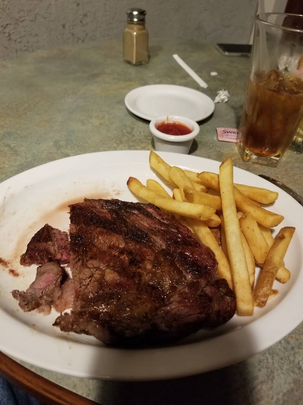 Hermitage Steak House | restaurant | 4342 Lebanon Pike, Hermitage, TN 37076, USA | 6158729535 OR +1 615-872-9535