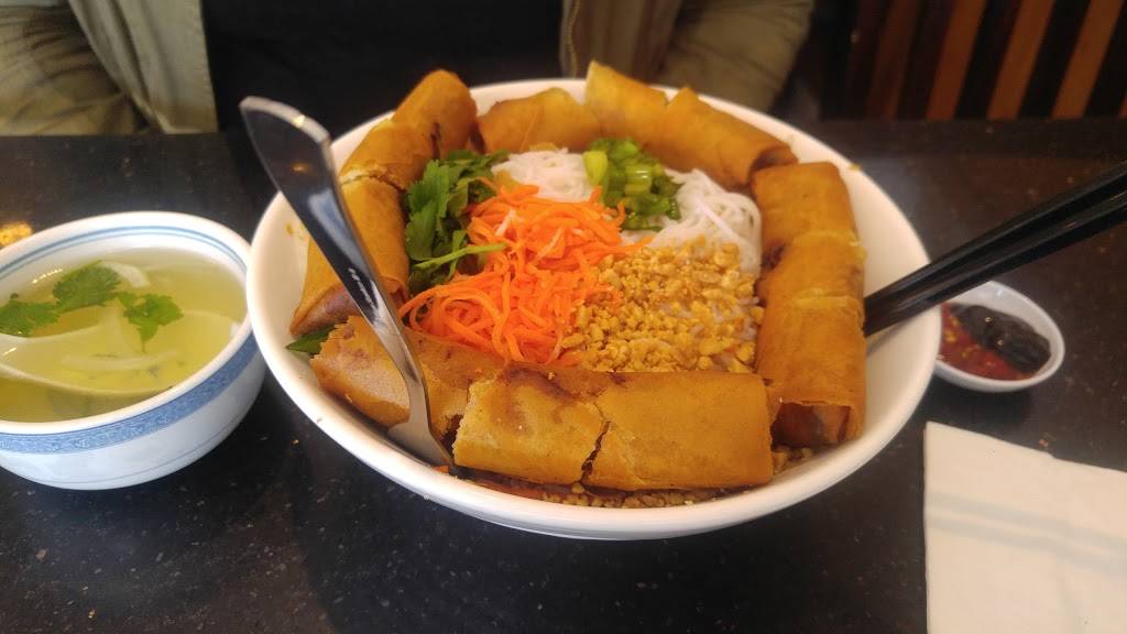 Pho Huong Viet | restaurant | 5201 Sonoma Blvd #37, Vallejo, CA 94589, USA | 7076499999 OR +1 707-649-9999