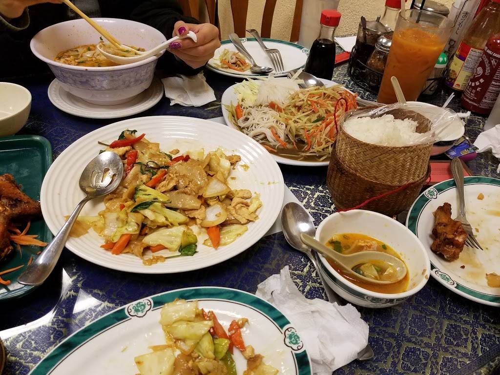 Lime Leaf Thai Lao Kitchen | restaurant | 201 Marina Center, Suisun City, CA 94585, USA | 7074291969 OR +1 707-429-1969