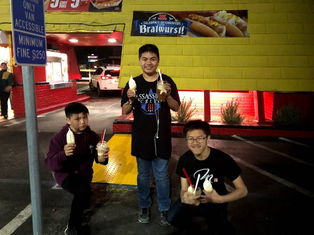 Wienerschnitzel | restaurant | 2844 Story Rd, San Jose, CA 95127, USA | 4082518645 OR +1 408-251-8645