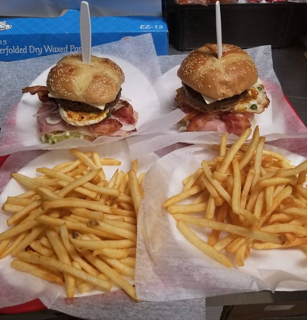 Petes A Place | restaurant | 19 Central St, Peabody, MA 01960, USA | 9789777798 OR +1 978-977-7798