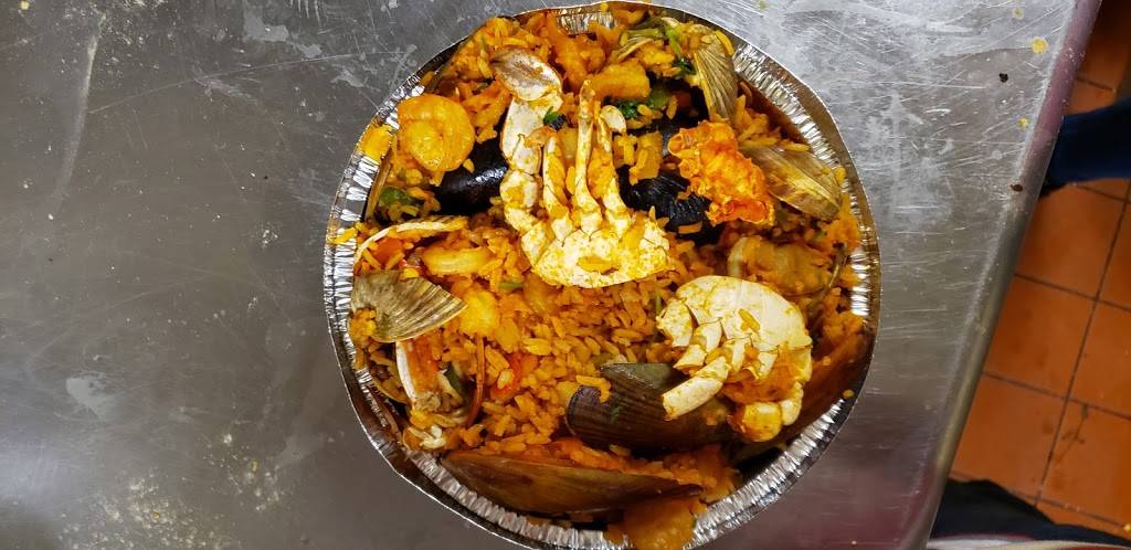 El Pollo Sabrosón | restaurant | 66-35 Grand Ave, Flushing, NY 11378, USA | 7184069717 OR +1 718-406-9717