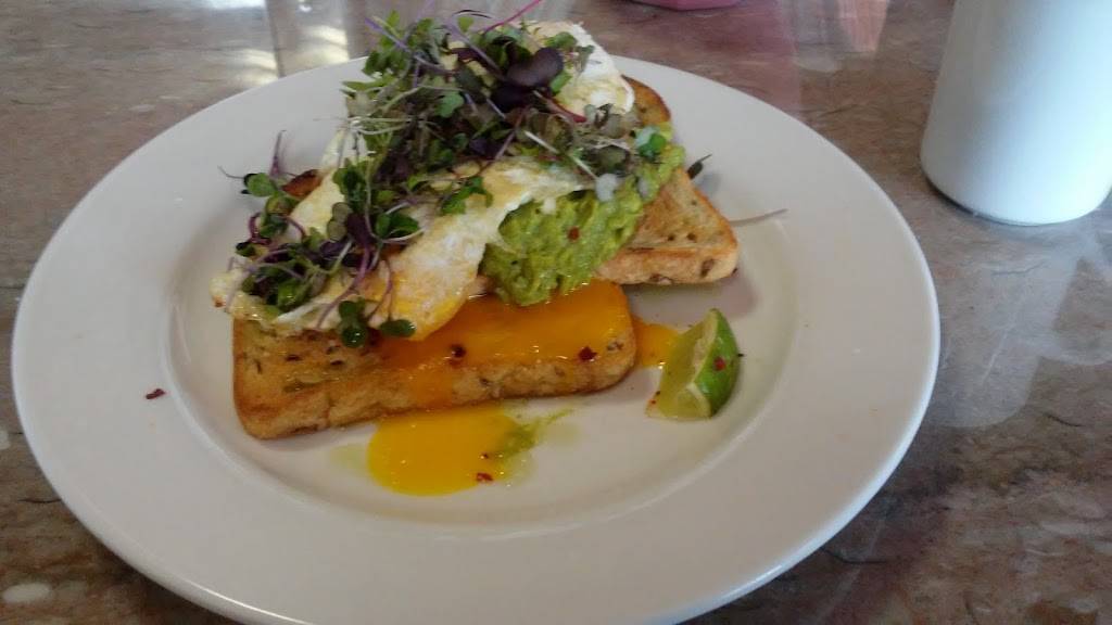 Lorraine Diner | restaurant | 560 Mineral Spring Ave, Pawtucket, RI 02860, USA | 4015608686 OR +1 401-560-8686