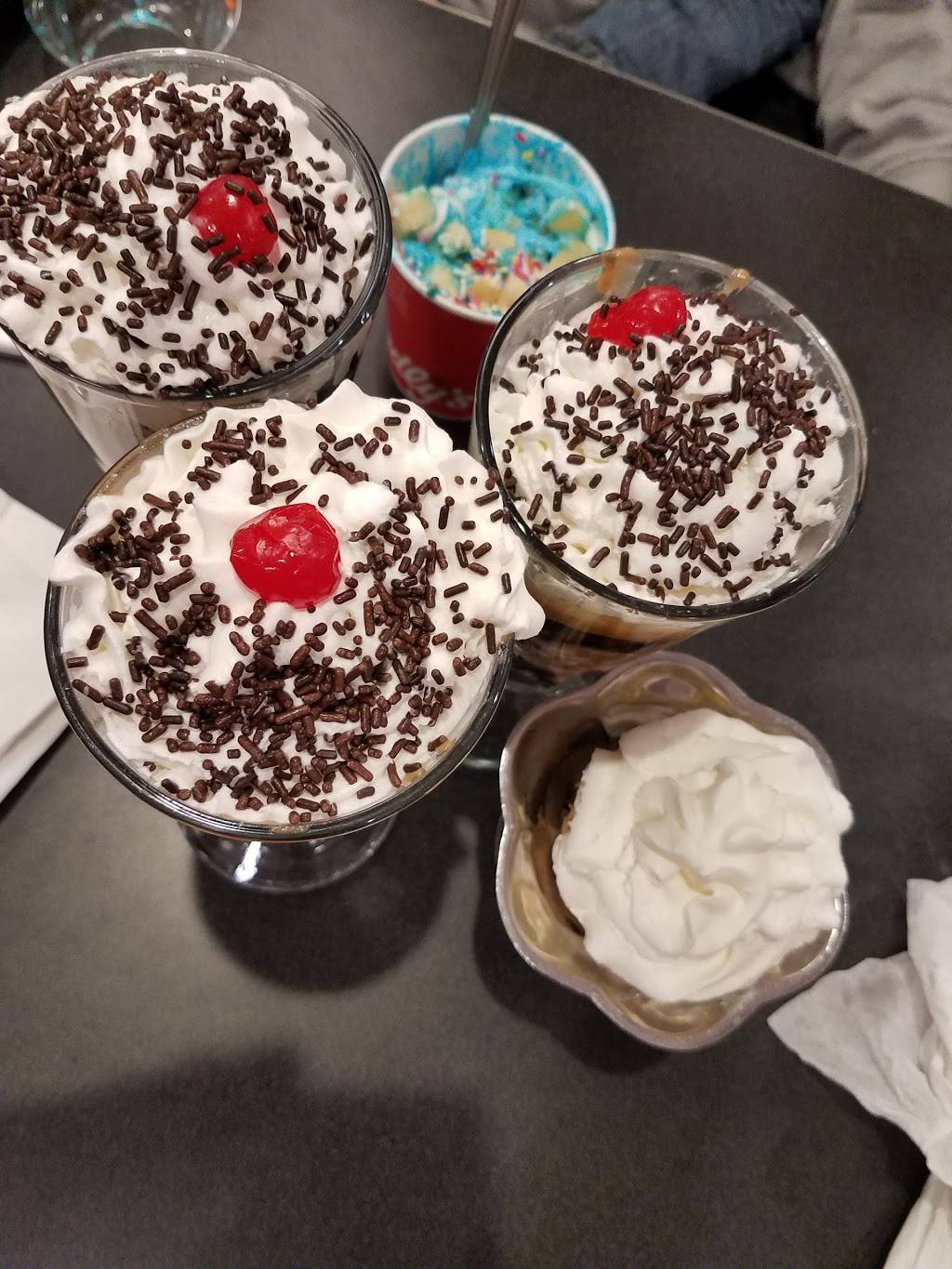 Friendlys | restaurant | 2369 Street Rd, Bensalem, PA 19020, USA | 2152441080 OR +1 215-244-1080