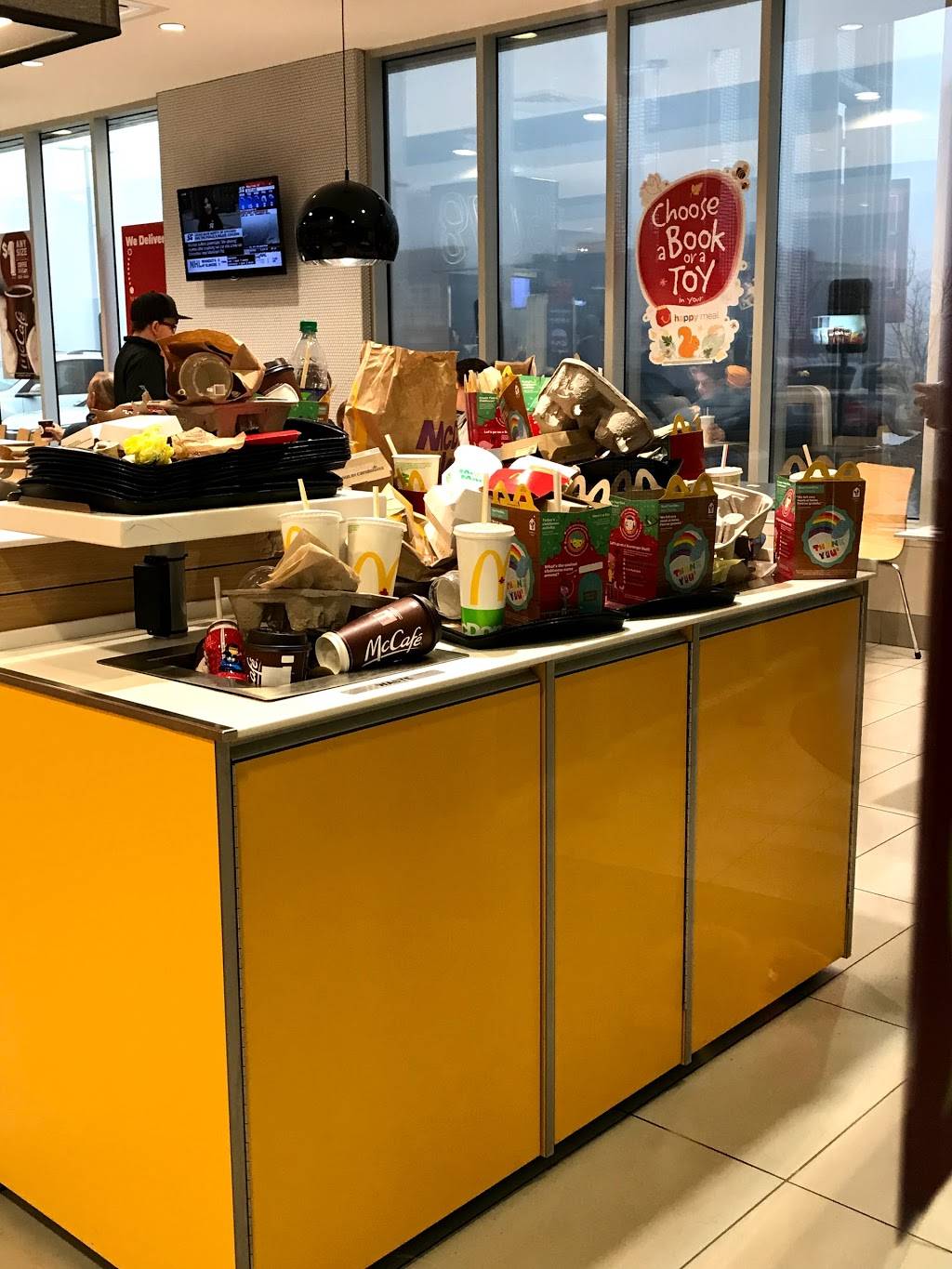 McDonalds | cafe | 10565 Bramalea Rd, Brampton, ON L6R 3P4, Canada | 9057928485 OR +1 905-792-8485