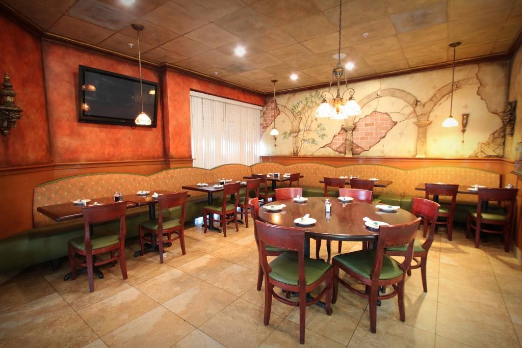 Sals Italian Ristorante | restaurant | 5500 FL-7, Lake Worth, FL 33449, USA | 5612965135 OR +1 561-296-5135