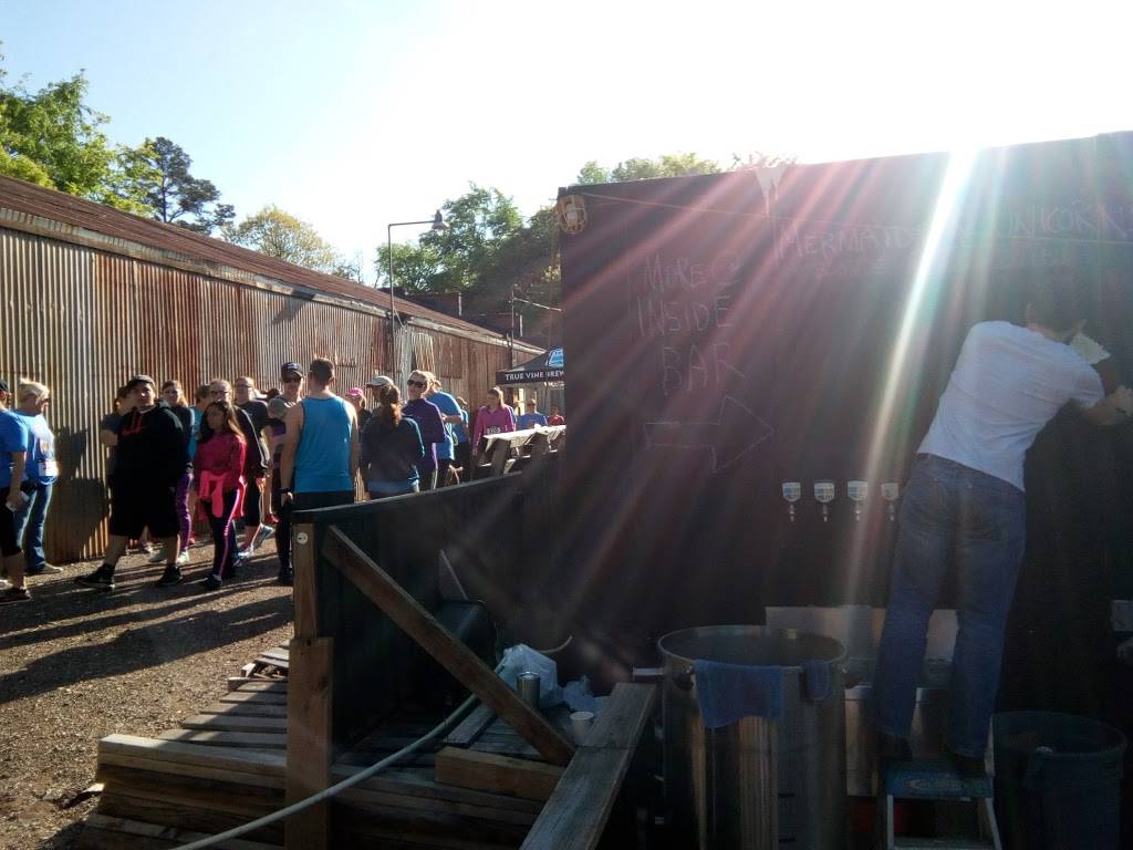 True Vine Brewing Company | restaurant | 2453 Earl Campbell Pkwy, Tyler, TX 75701, USA | 9036000124 OR +1 903-600-0124