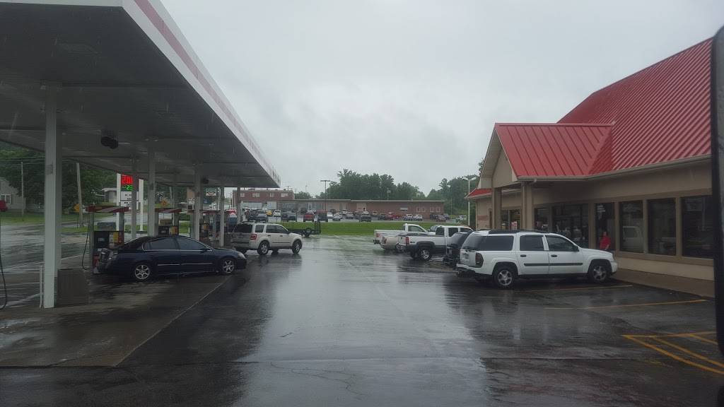 Hardees | restaurant | 732 E Main St, Glasgow, KY 42141, USA | 2706590115 OR +1 270-659-0115