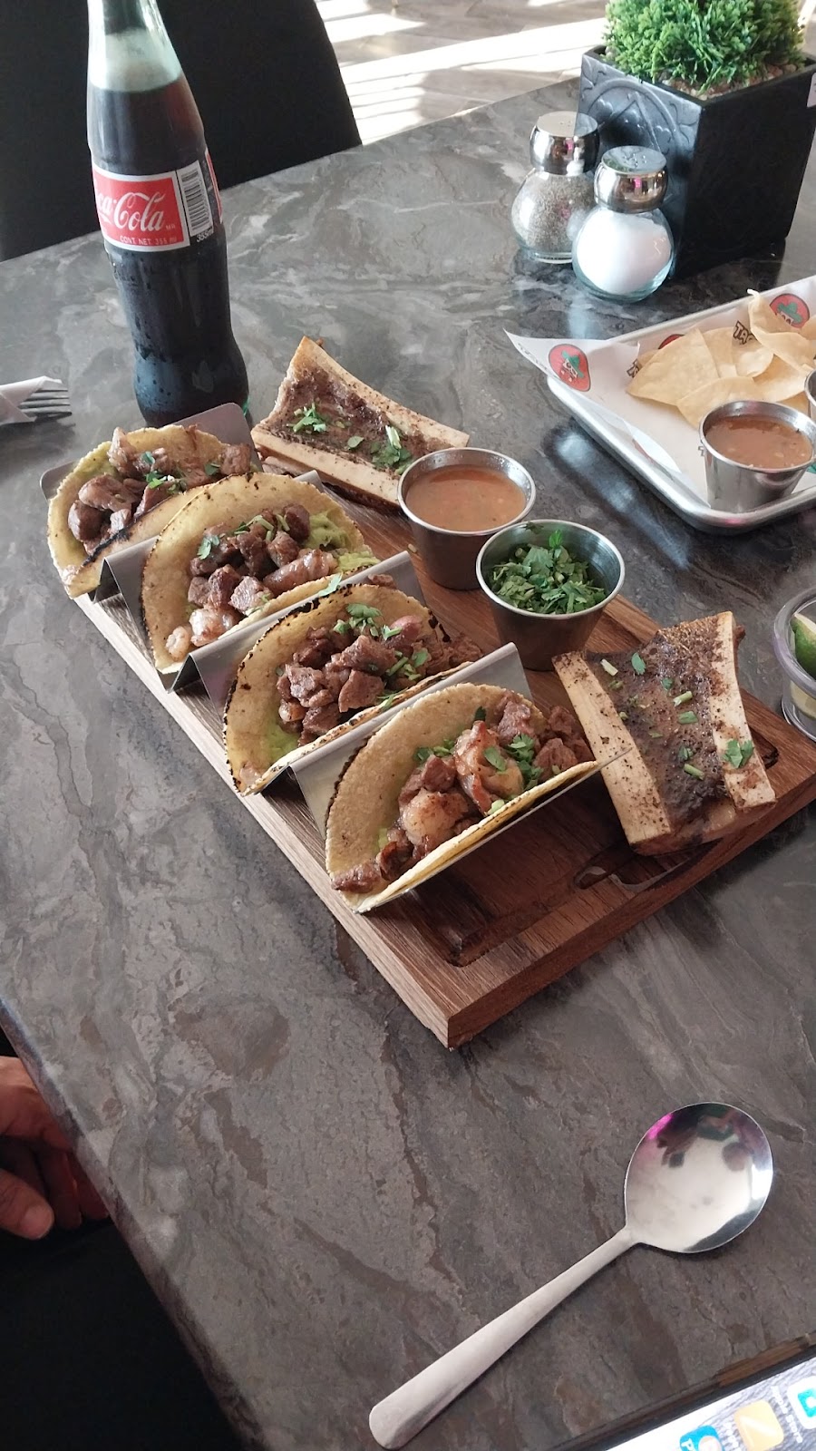 TACO DADDYS | restaurant | 5250 Paredes Line Rd Suite E, Brownsville, TX 78526, USA | 9565257123 OR +1 956-525-7123