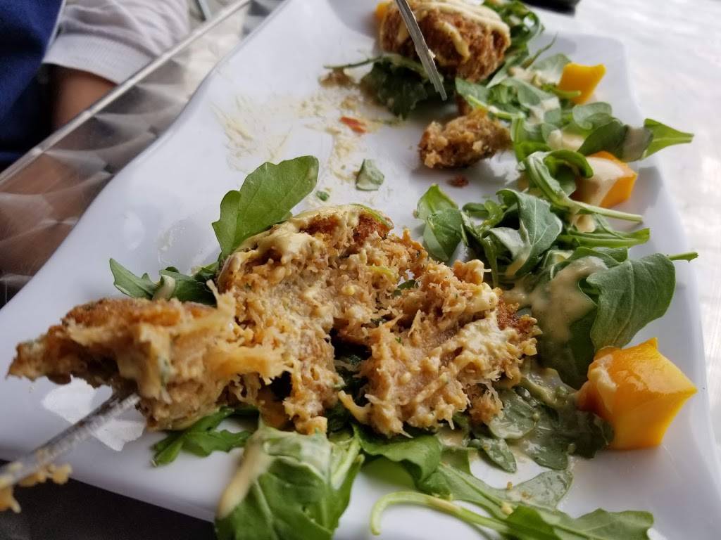 The Trap | restaurant | 117 Perkins Cove Rd, Ogunquit, ME 03907, USA | 2072511650 OR +1 207-251-1650