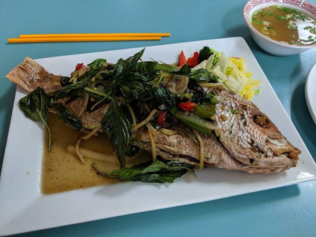 Pho Tommy | restaurant | 171 Muldoon Rd Unit #107, Anchorage, AK 99504, USA | 9079290328 OR +1 907-929-0328