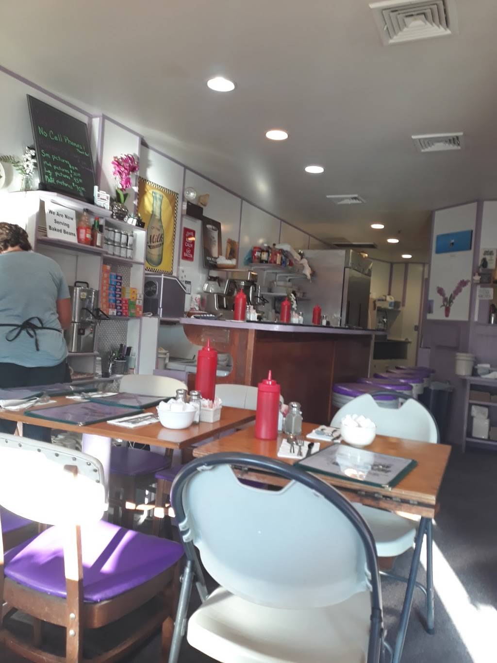 Purple Palace | restaurant | 3 Railroad Ave, York, ME 03909, USA | 2073634650 OR +1 207-363-4650