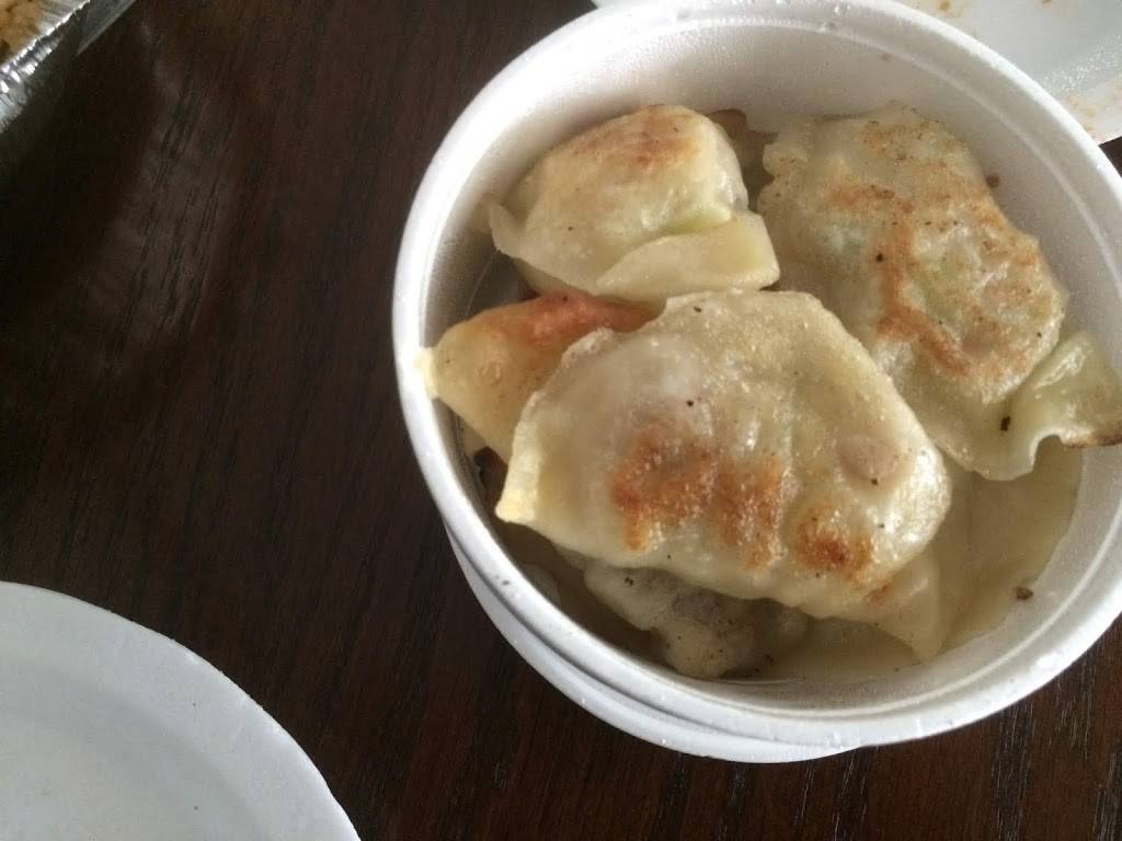 Great Wall Restaurant | restaurant | 190 Kenilworth Ave N, Hamilton, ON L8H 4S2, Canada | 9055492229 OR +1 905-549-2229