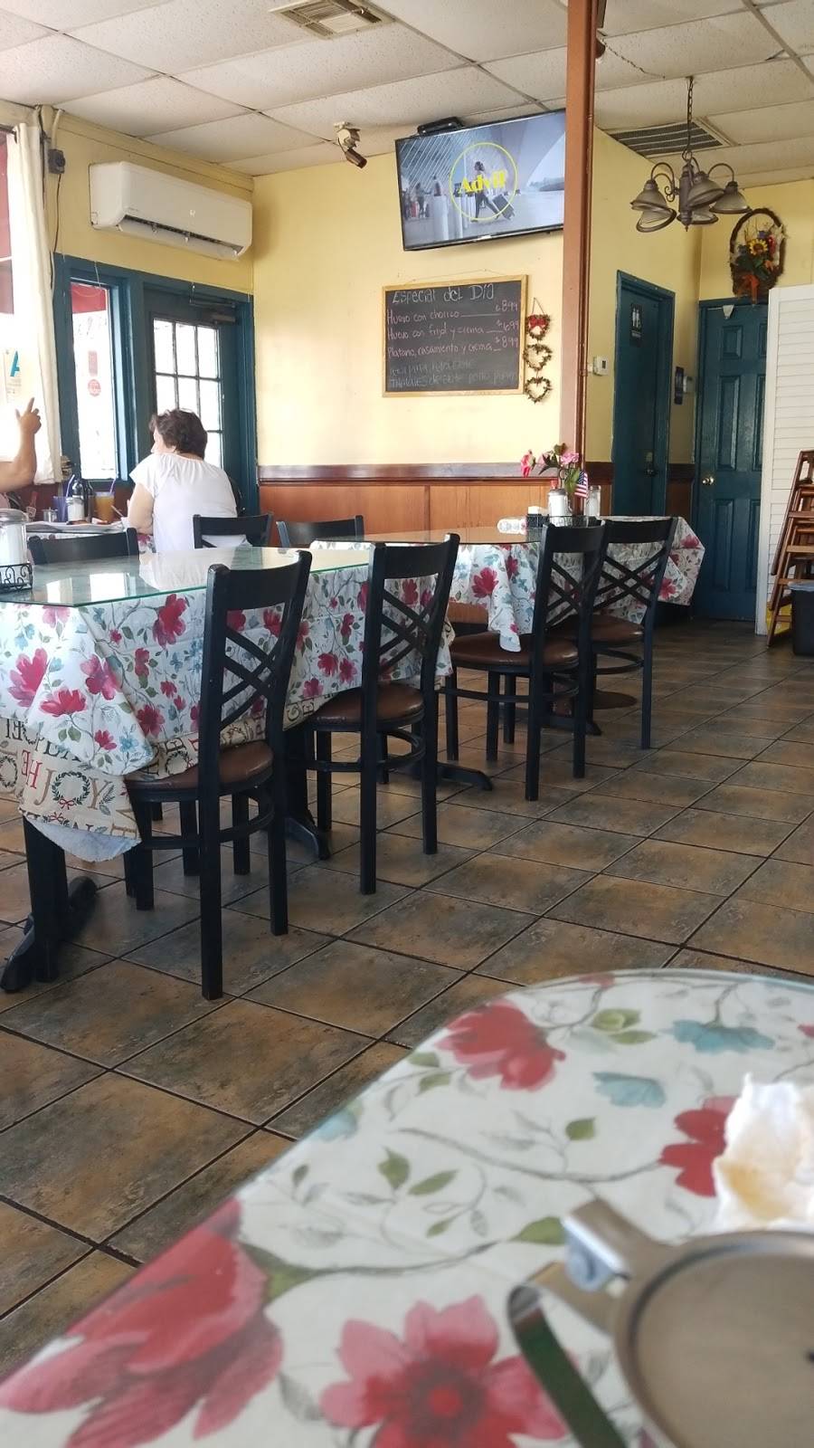 Cojutepeque Restaurant | restaurant | 2610 W 3rd St, Los Angeles, CA 90057, USA | 2133825163 OR +1 213-382-5163