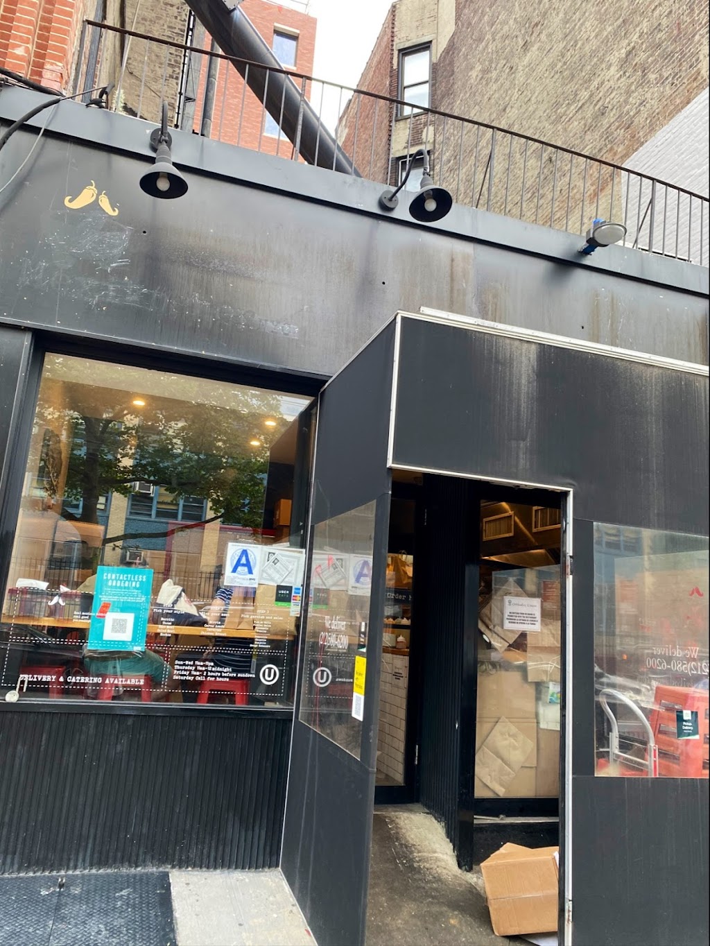 Carlos & Gabbys | restaurant | 100 W 83rd St, New York, NY 10024, USA | 2125806200 OR +1 212-580-6200