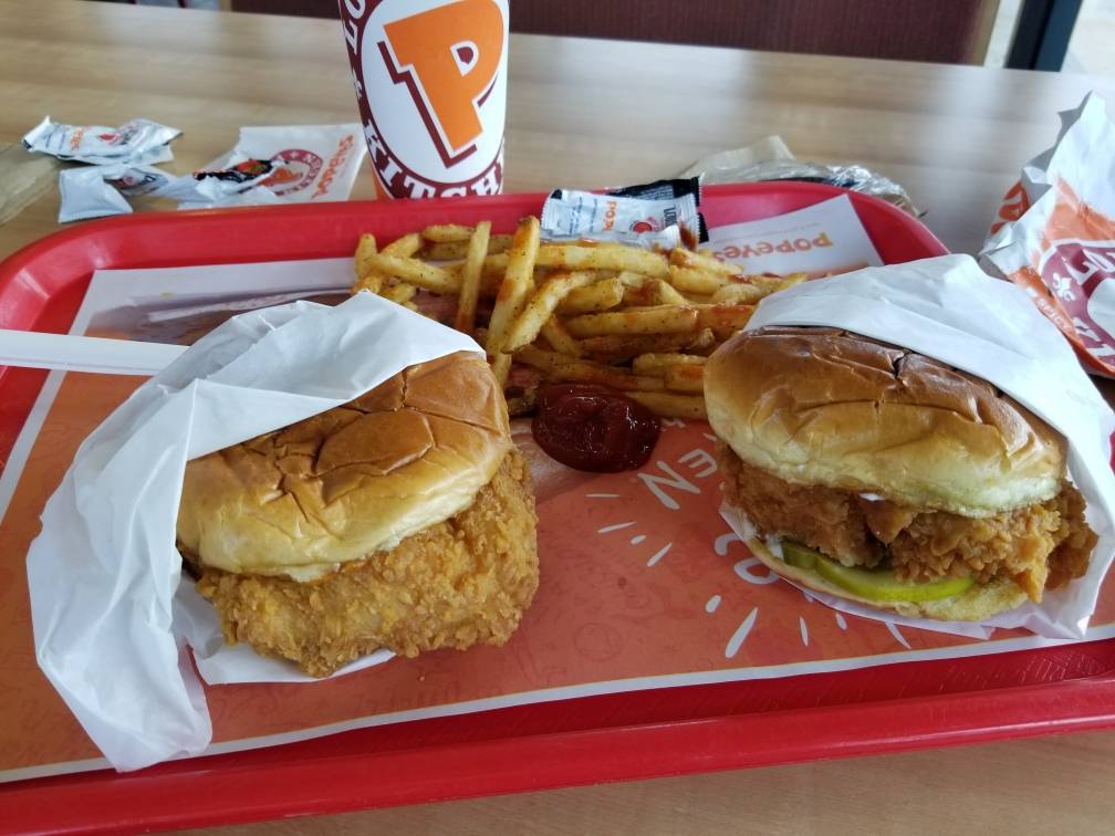 Popeyes Louisiana Kitchen | restaurant | 2420 25th Ave, Gulfport, MS 39501, USA | 2288636014 OR +1 228-863-6014