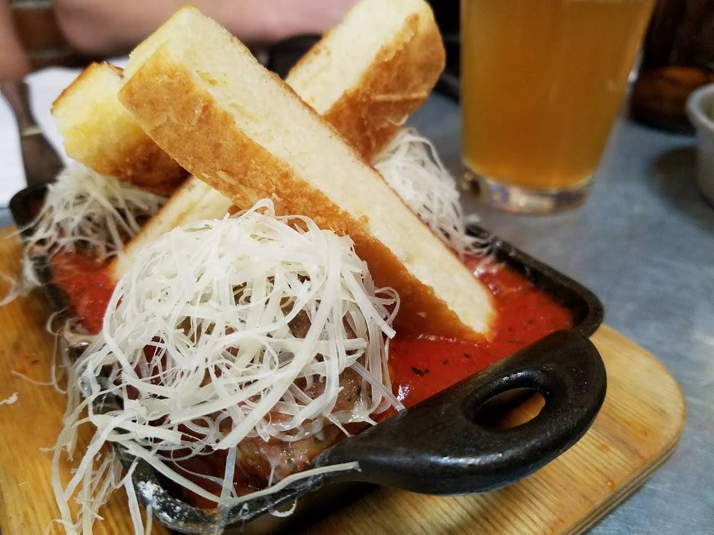 Zacharys Chicago Pizza | meal takeaway | 1853 Solano Ave, Berkeley, CA 94707, USA | 5105255950 OR +1 510-525-5950