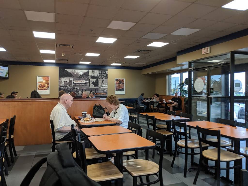 Harveys | restaurant | 560 Fairway Rd S, Kitchener, ON N2C 1X3, Canada | 5198934412 OR +1 519-893-4412