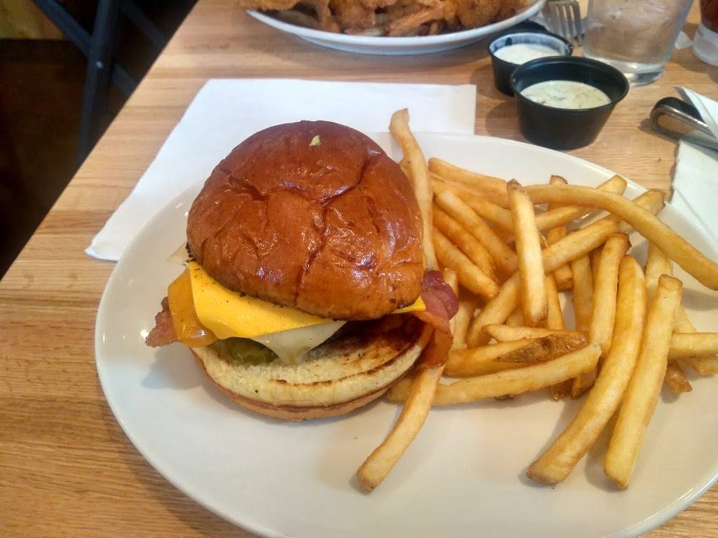 Cotton Patch Cafe | restaurant | 793 N Hwy 77, Waxahachie, TX 75165, USA | 9729231221 OR +1 972-923-1221