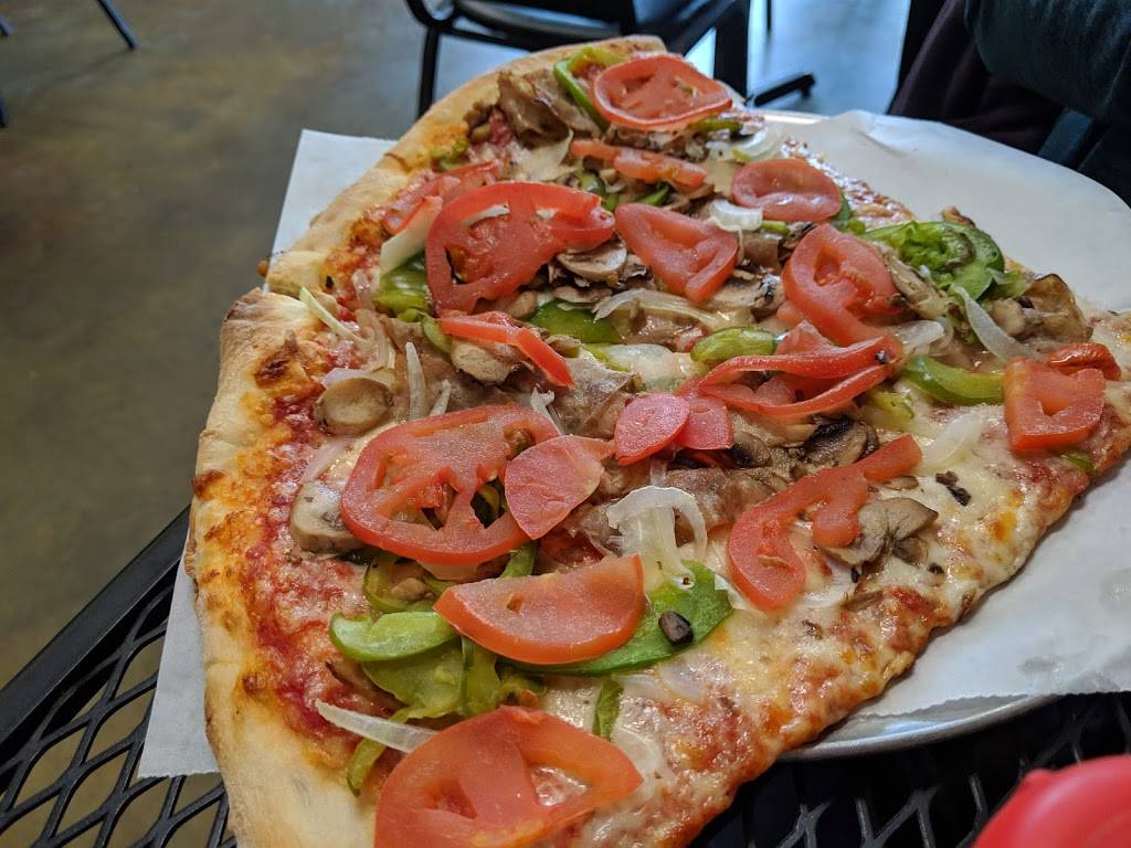 Namolis NY Pizzeria | restaurant | 5444 Apex Peakway, Apex, NC 27502, USA | 9193034888 OR +1 919-303-4888