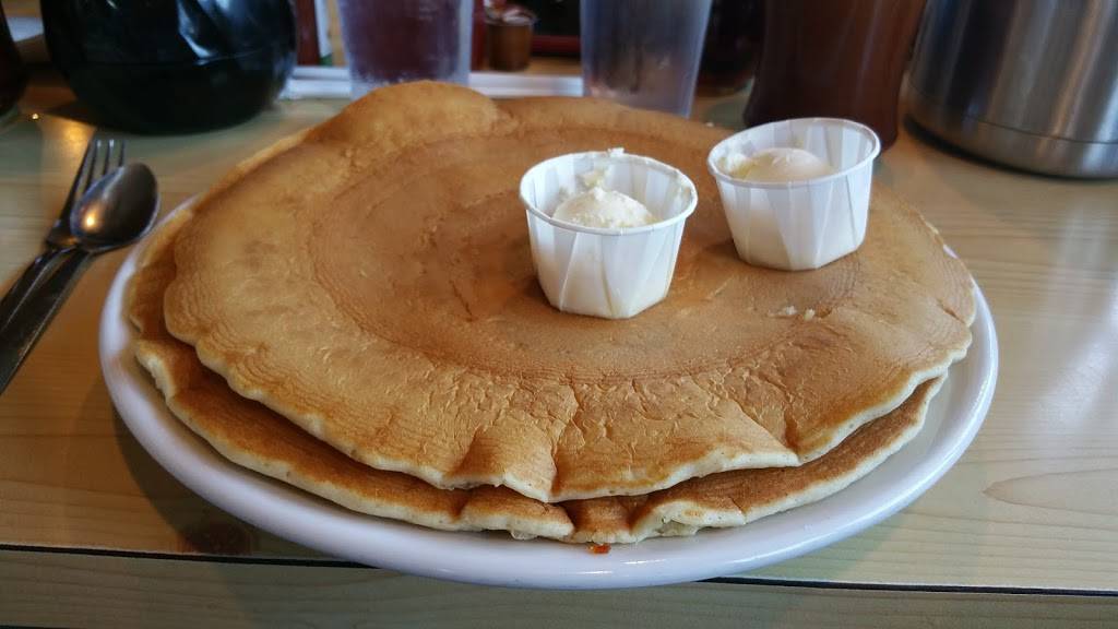 Merlins Family Restaurant | restaurant | 504 19th Ave N, Princeton, MN 55371, USA | 7633895170 OR +1 763-389-5170