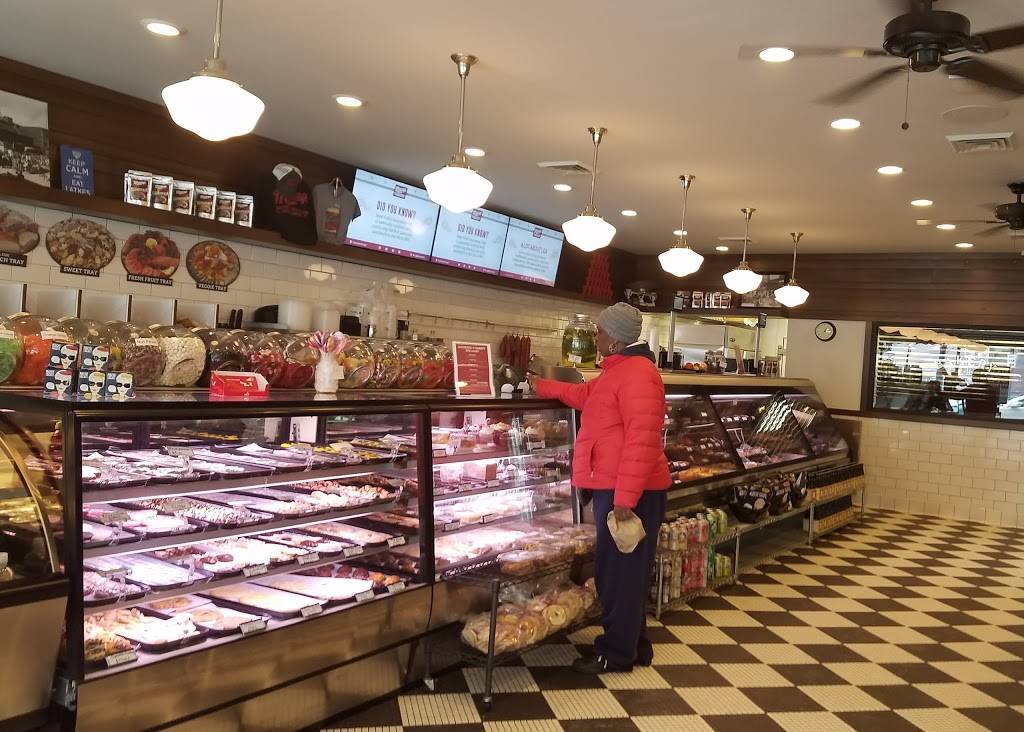 Mannys Coffee Shop & Deli | cafe | 1141 S Jefferson St, Chicago, IL 60607, USA | 3129392855 OR +1 312-939-2855