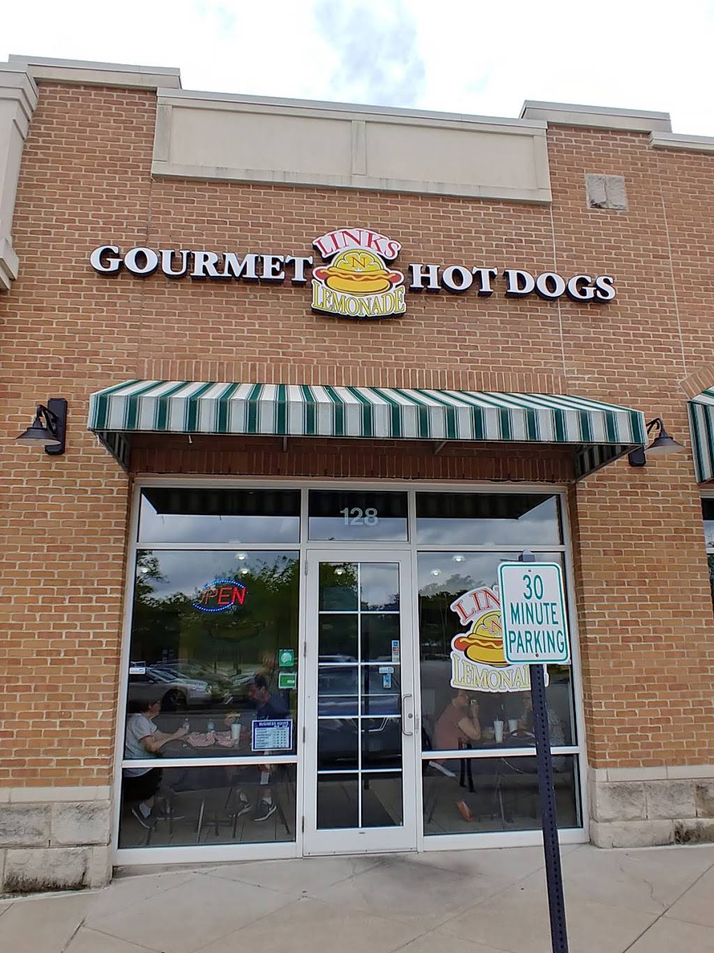 Links-N-Lemonade | restaurant | 128 Graceland Blvd, Columbus, OH 43214, USA | 6149876221 OR +1 614-987-6221