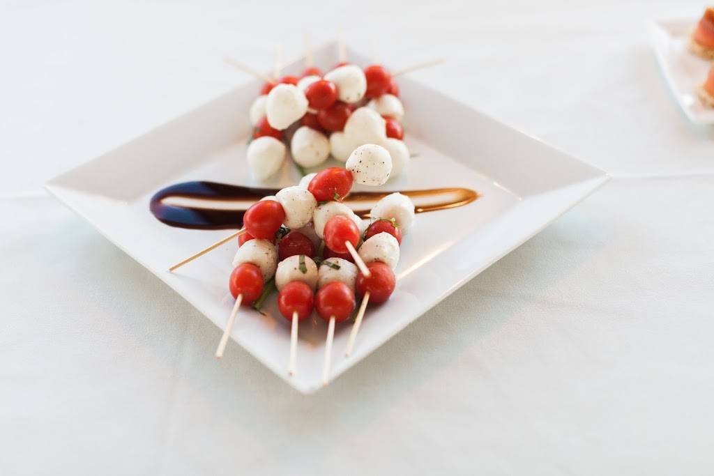 Hornblower Cruises & Events | restaurant | 100 Aquarium Way, Dock 6A, Long Beach, CA 90802, USA | 9496460155 OR +1 949-646-0155