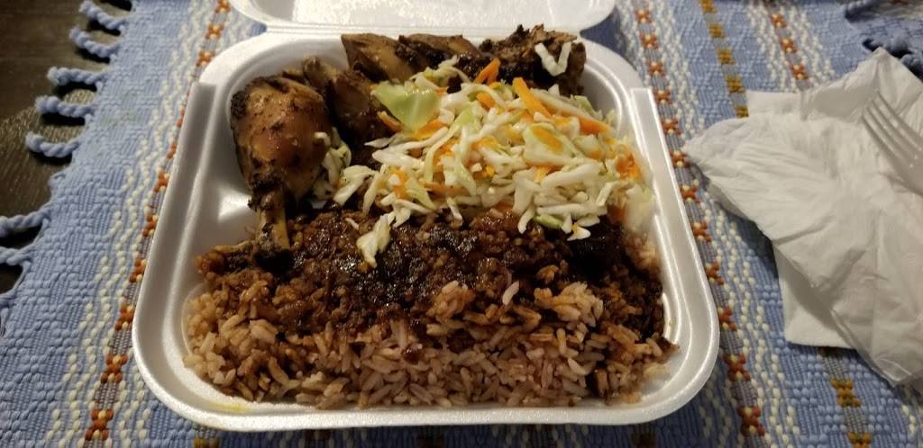 C&S Caribbean Restaurant & Grocery | restaurant | 18450 Pines Blvd, Pembroke Pines, FL 33029, USA | 9542390638 OR +1 954-239-0638