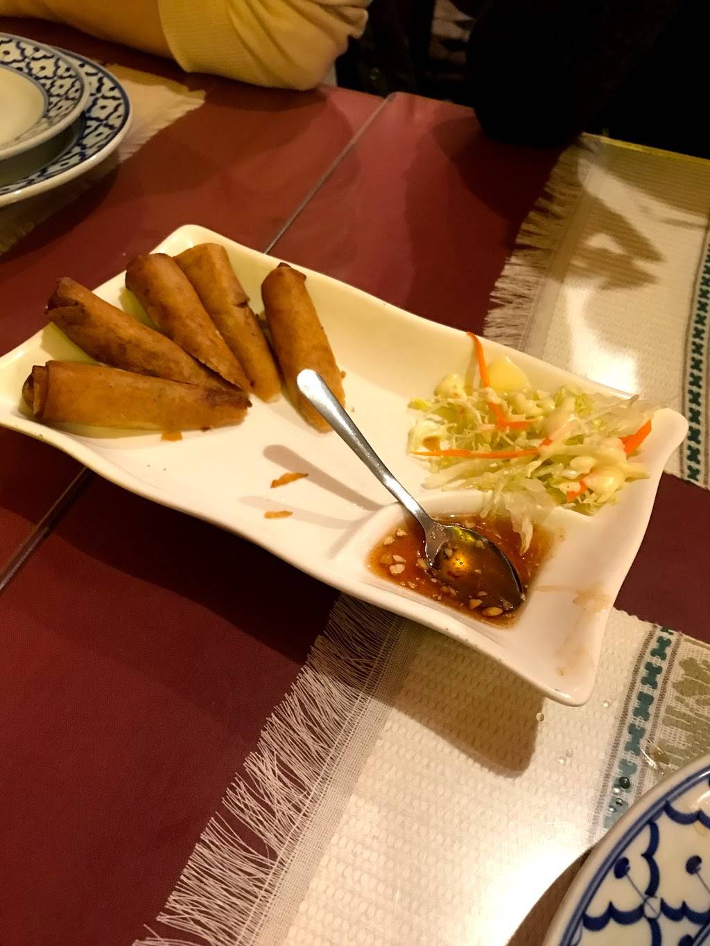 Sri Thai Cuisine | restaurant | 4621 Lincoln Way, San Francisco, CA 94122, USA | 4156827700 OR +1 415-682-7700