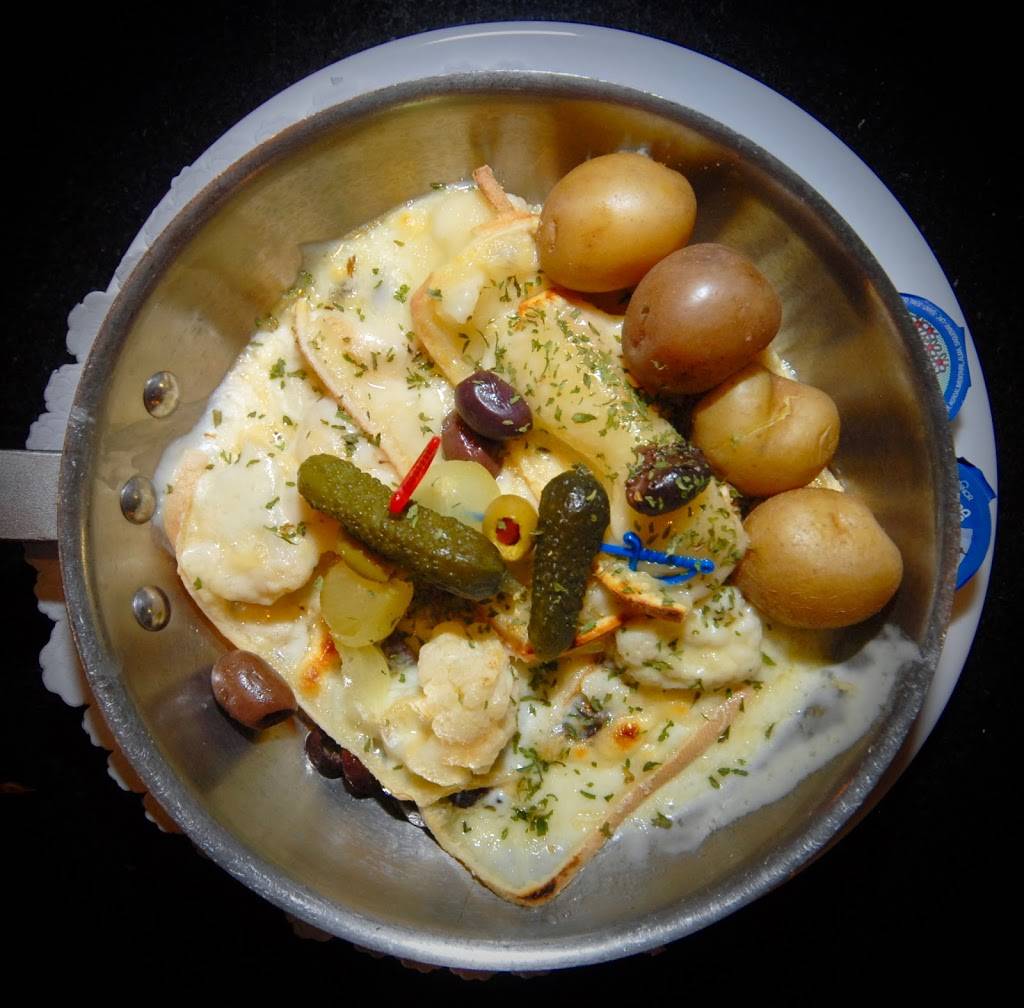 Crêperie Bretonne | restaurant | 396 Rue Principale, Saint-Sauveur, QC J0R 1R0, Canada | 4502275434 OR +1 450-227-5434