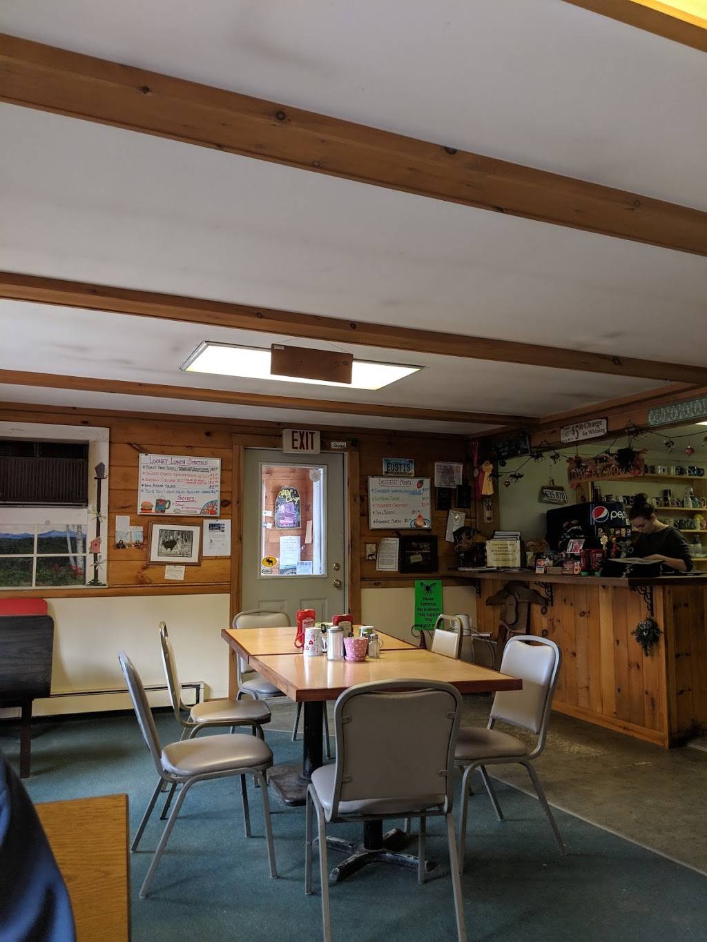 Looney Moose Cafe | cafe | 9 Main St, Stratton, ME 04982, USA | 2072467932 OR +1 207-246-7932