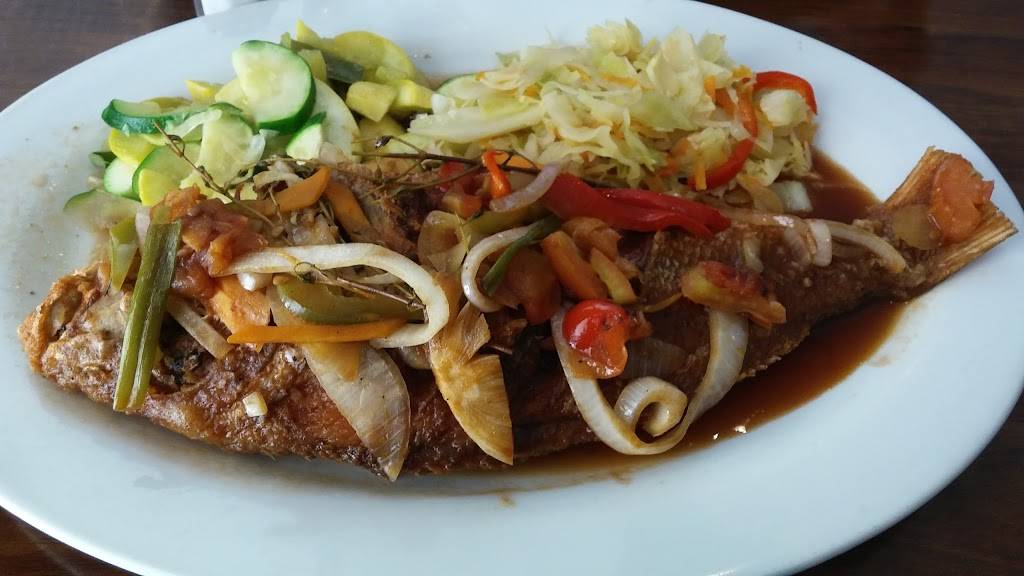 Jamaica Gates | restaurant | 1020 W Arkansas Ln, Arlington, TX 76013, USA | 8177952600 OR +1 817-795-2600