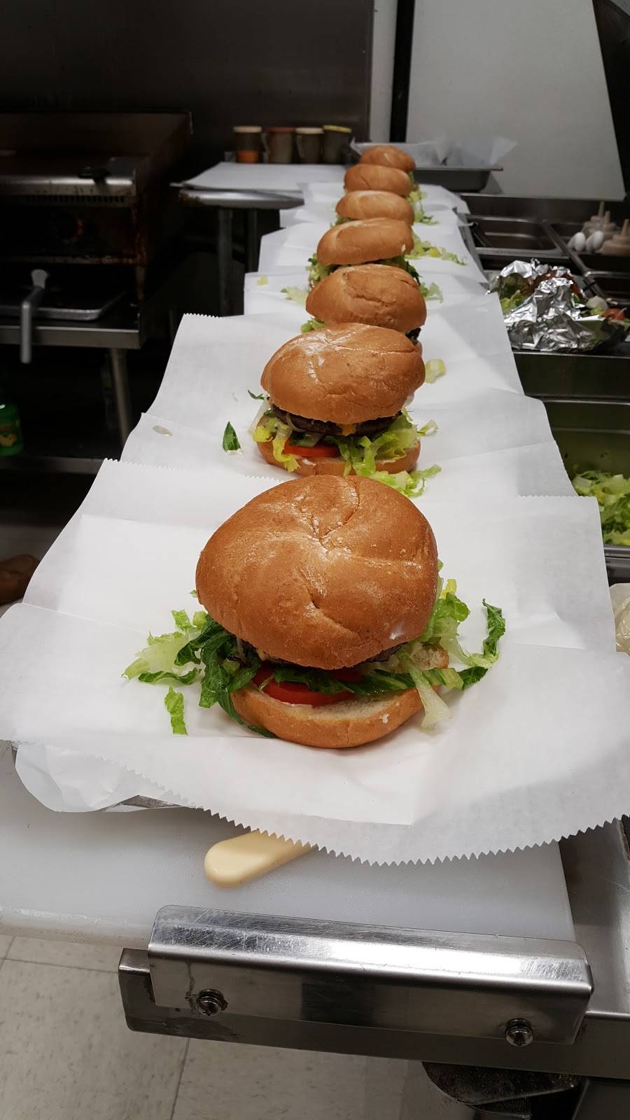 Papas Pizza & Subs | restaurant | 7713 Lead Mine Rd, Raleigh, NC 27615, USA | 9198478777 OR +1 919-847-8777