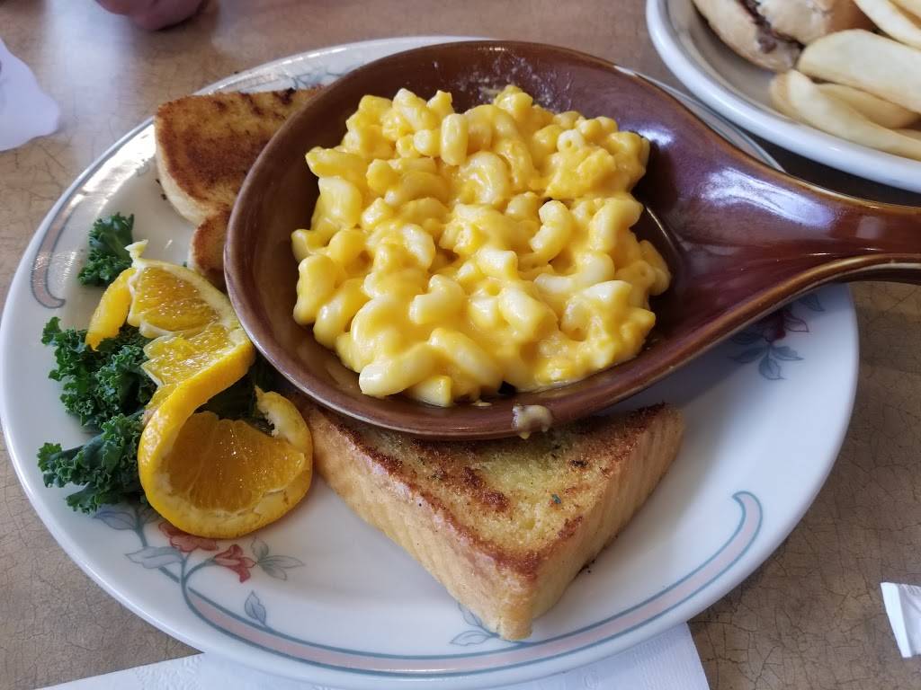 Family Pancake House | restaurant | 4115 Wheaton Way, Bremerton, WA 98310, USA | 3604790788 OR +1 360-479-0788