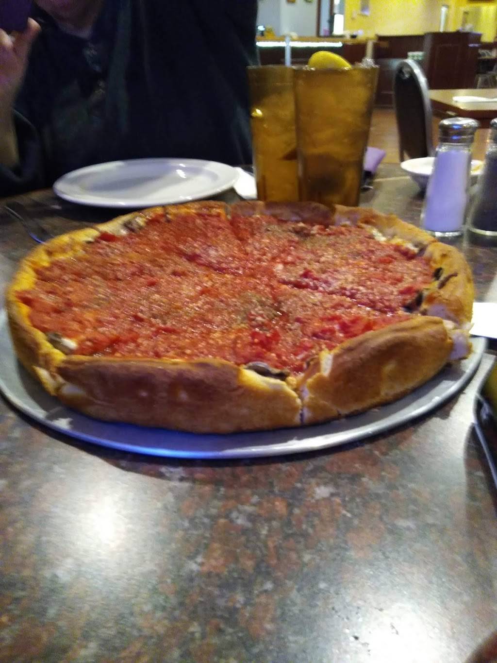 Bunks Place | restaurant | 703 E Diggins St, Harvard, IL 60033, USA | 8159434800 OR +1 815-943-4800