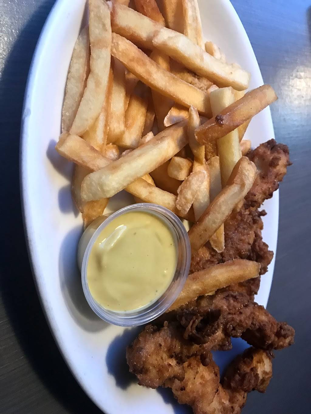 Lockerbie Pub | night club | 631 E Michigan St, Indianapolis, IN 46202, USA | 3176319545 OR +1 317-631-9545