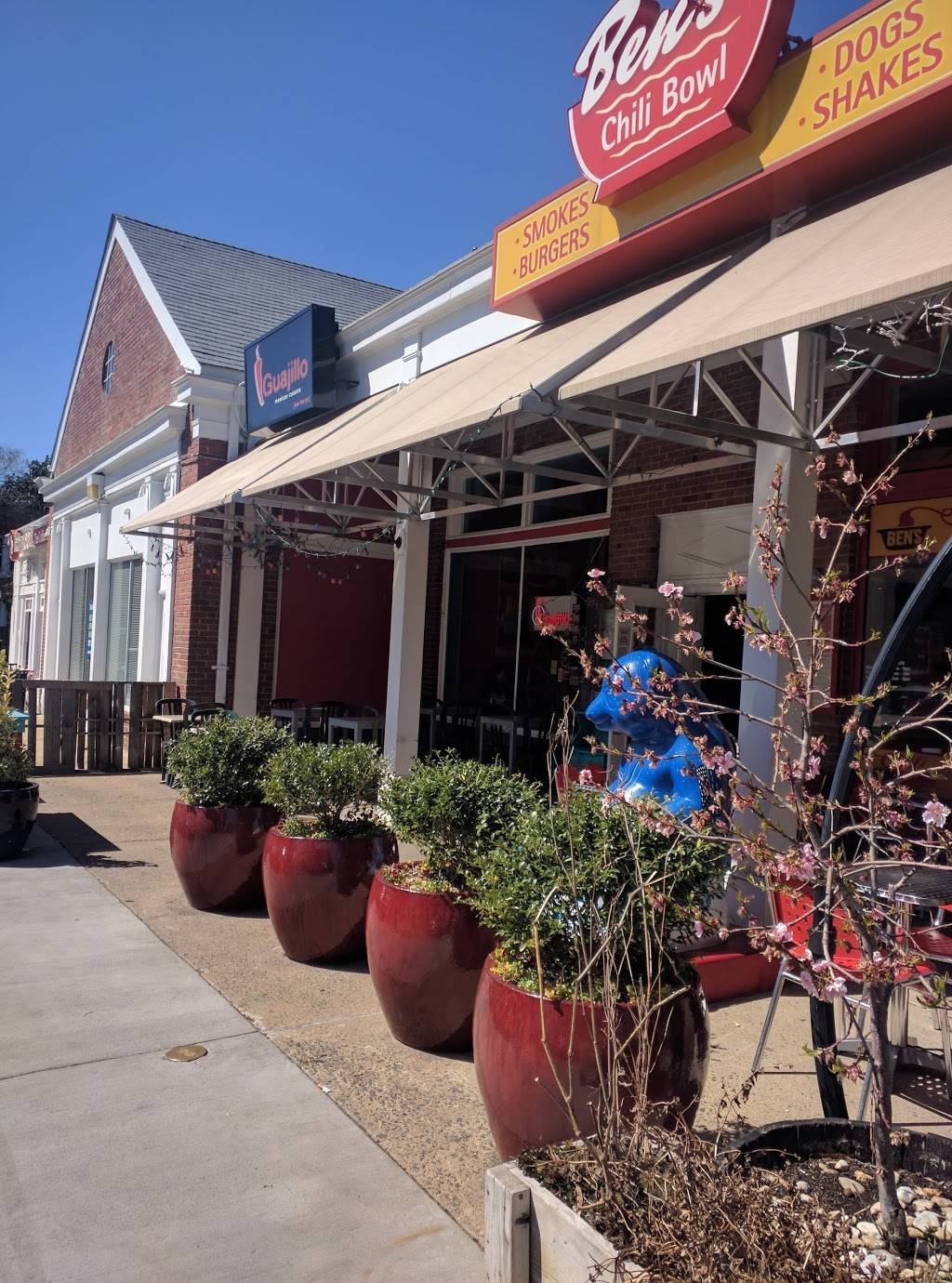 Guajillo | restaurant | 1727 Wilson Blvd, Arlington, VA 22209, USA | 7038070840 OR +1 703-807-0840