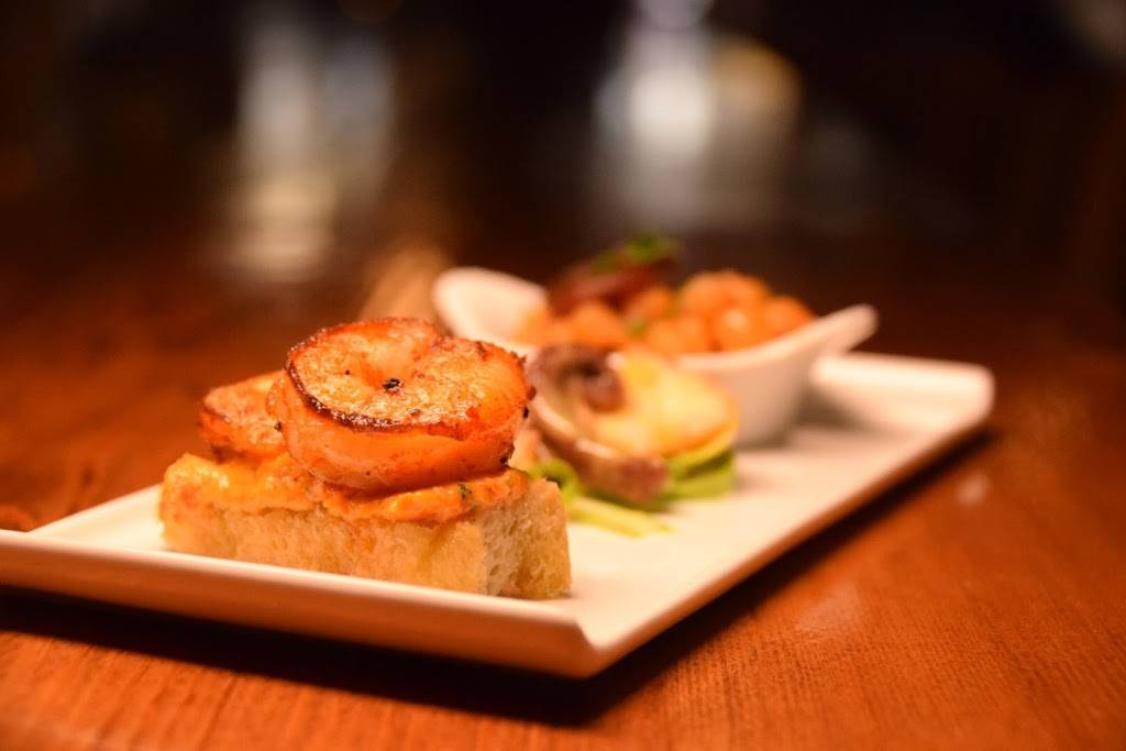 Amilinda | restaurant | 315 E Wisconsin Ave, Milwaukee, WI 53202, USA | 4143693683 OR +1 414-369-3683