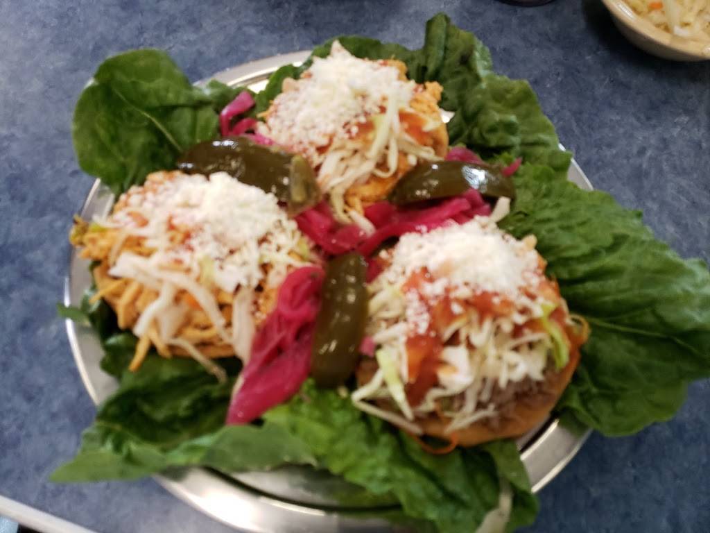 Rincon Hondureno | restaurant | 1654 W Adams Blvd, Los Angeles, CA 90007, USA | 3237349530 OR +1 323-734-9530