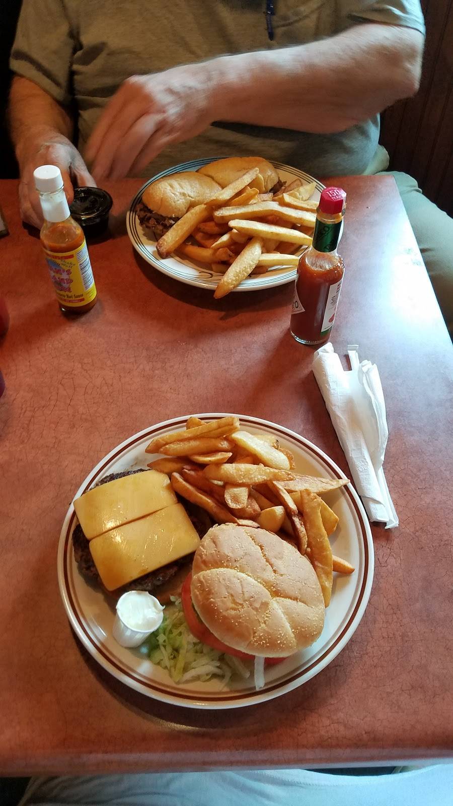 Jenkins Restaurant and Deli | restaurant | 2390 Spring Creek Boulevard, Cleveland, TN 37311, USA | 4234781648 OR +1 423-478-1648