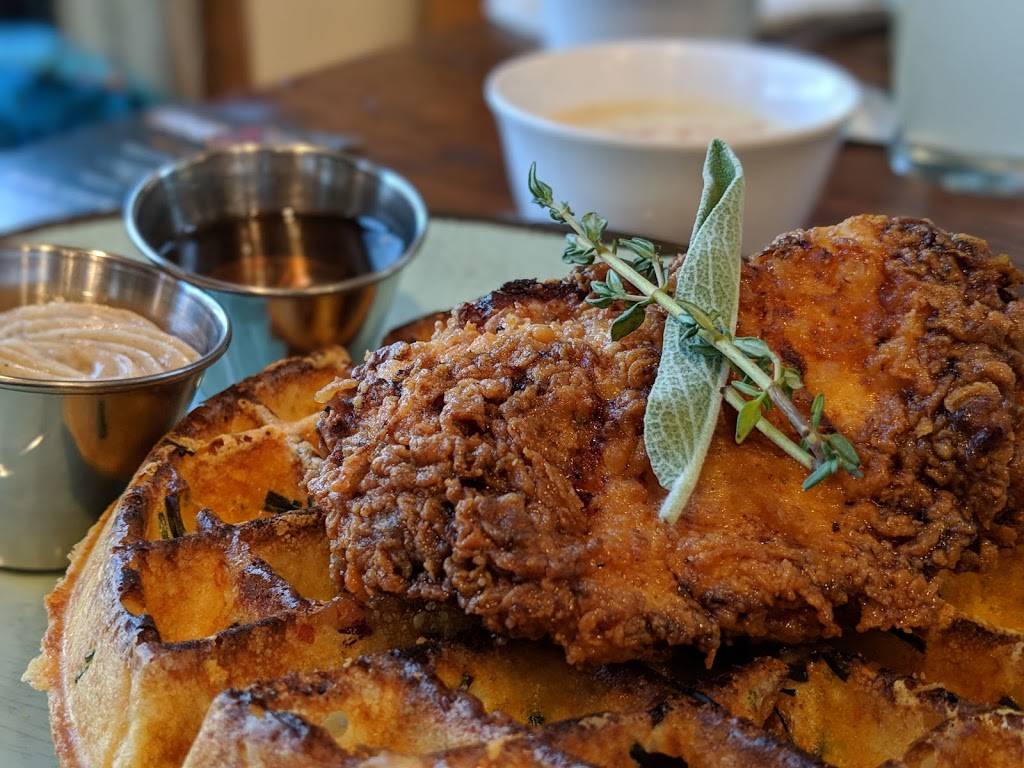 The Chicken Shack | restaurant | 2586 Churn Creek Rd, Redding, CA 96002, USA | 5302229464 OR +1 530-222-9464