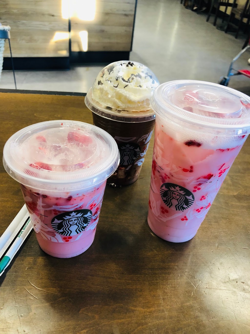 Starbucks | cafe | 2340 E Baseline Rd, Phoenix, AZ 85042, USA | 6023040263 OR +1 602-304-0263