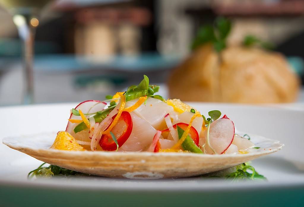 Pismos Coastal Grill | restaurant | 7937 N Blackstone Ave, Fresno, CA 93711, USA | 5594399463 OR +1 559-439-9463