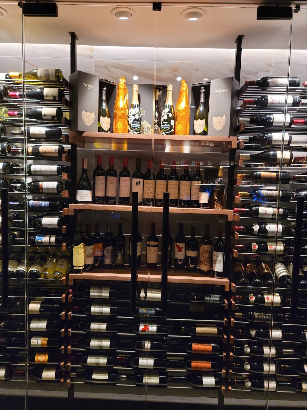 Social Oak - Wine & Whiskey Lounge | restaurant | 2230 TX-114 Suite 550, Trophy Club, TX 76262, USA | 8173821088 OR +1 817-382-1088