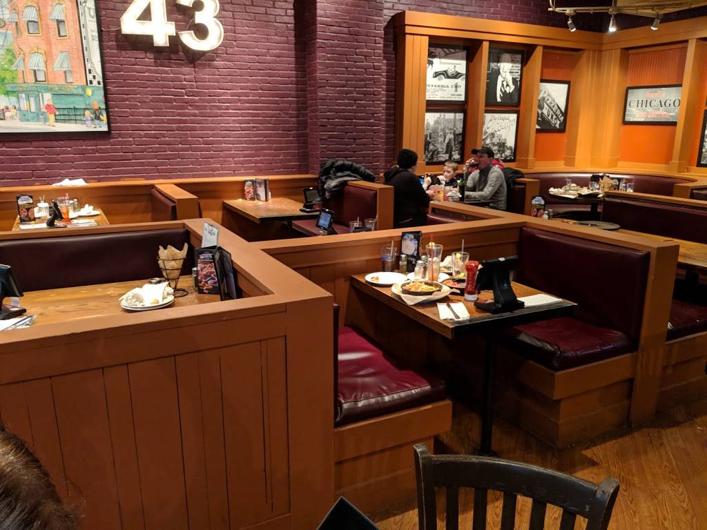 Uno Pizzeria & Grill | meal takeaway | 37-11 35th Ave, Long Island City, NY 11101, USA | 7187068800 OR +1 718-706-8800