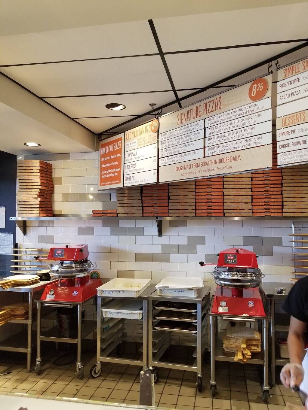 Blaze Pizza | restaurant | 707 Richard Arrington Junior Boulevard South, 7th Ave S, Birmingham, AL 35233, USA | 2053783888 OR +1 205-378-3888