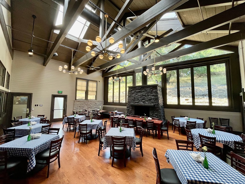 Perrys Novato | restaurant | 225 Alameda del Prado, Novato, CA 94949, USA | 4155064212 OR +1 415-506-4212