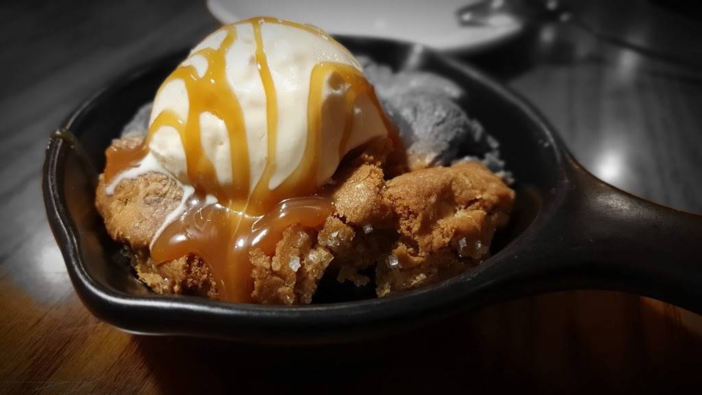 Outback Steakhouse | restaurant | 3140 Vestal Pkwy E, Vestal, NY 13850, USA | 6077669915 OR +1 607-766-9915