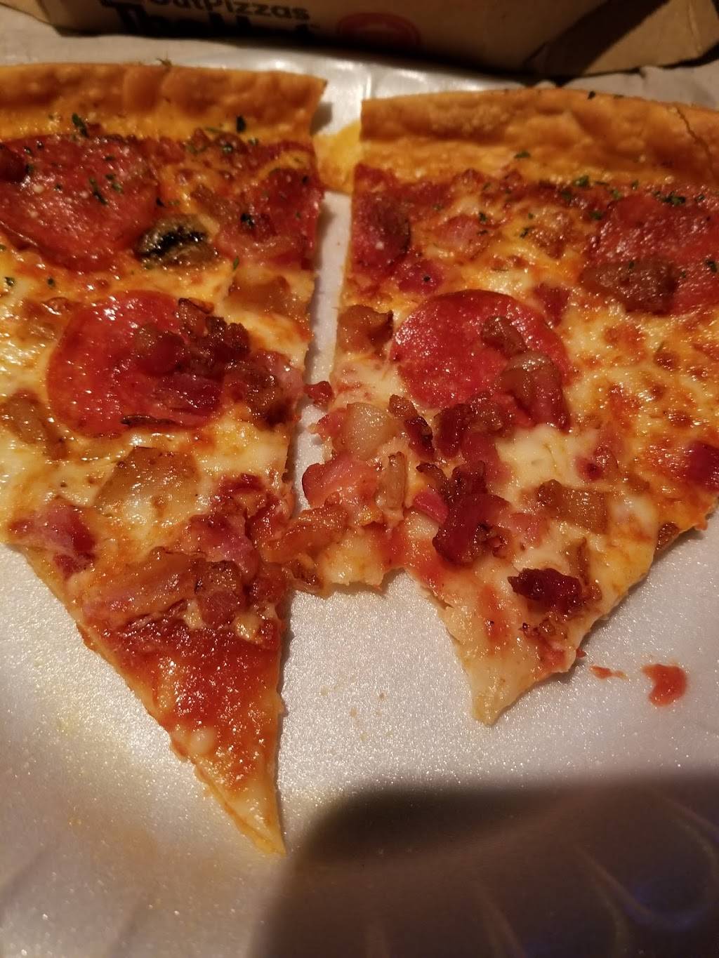 Pizza Hut | meal takeaway | 597 N L Rogers Wells Blvd, Glasgow, KY 42141, USA | 2706512959 OR +1 270-651-2959